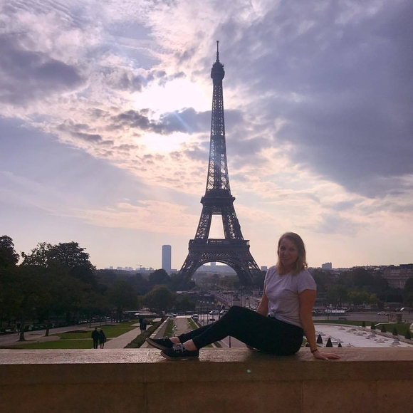 Meet your Posher, Elizabeth - Picture 1 of 1